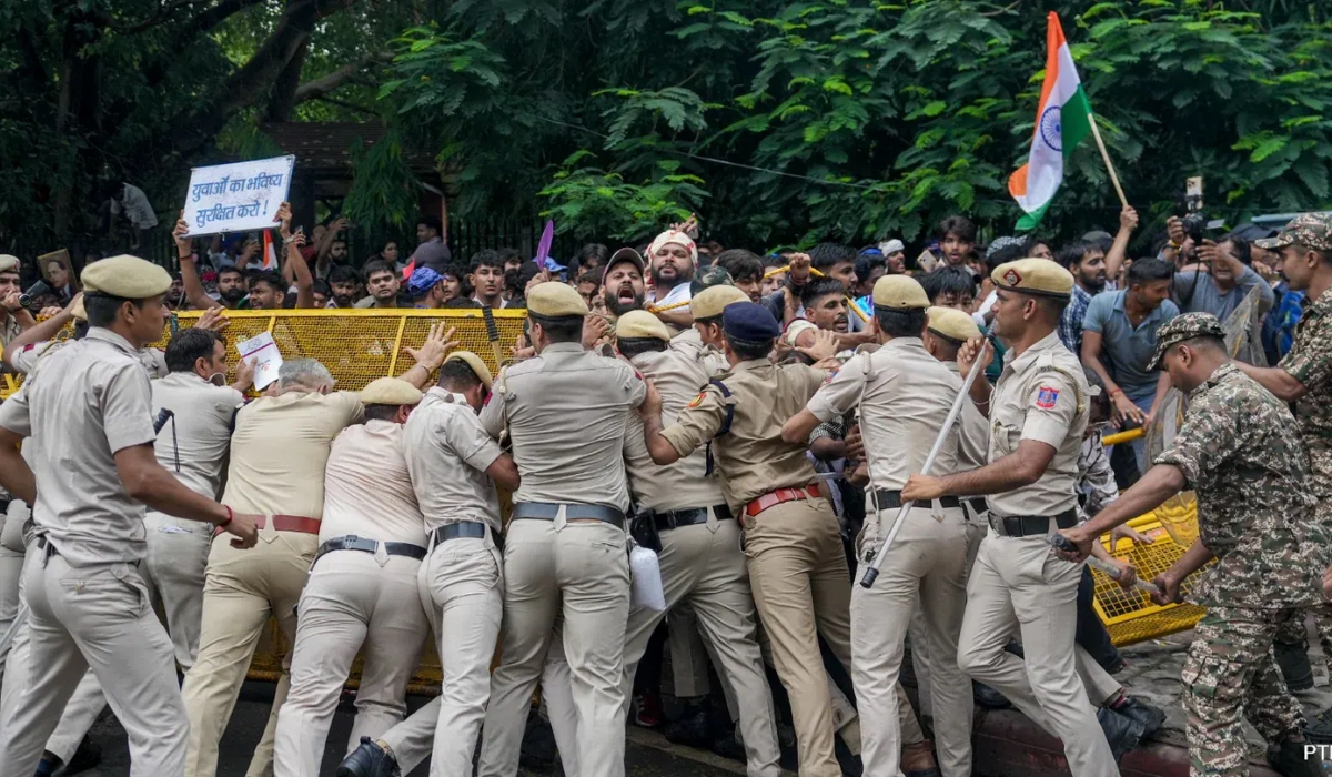 10 Bollywood actors who are backing the CJP protests